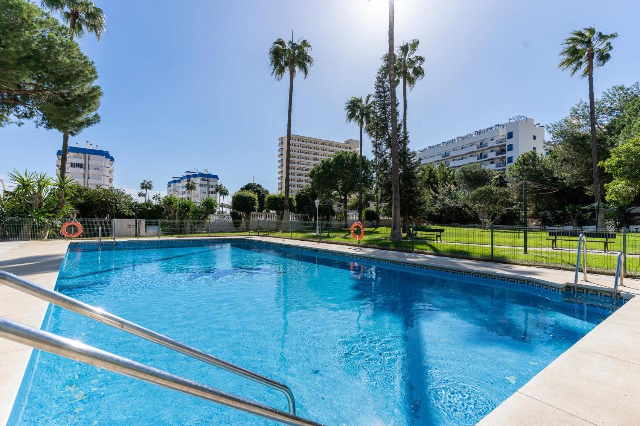 Monko Costa Marina Apartment Benalmadena Luaran gambar